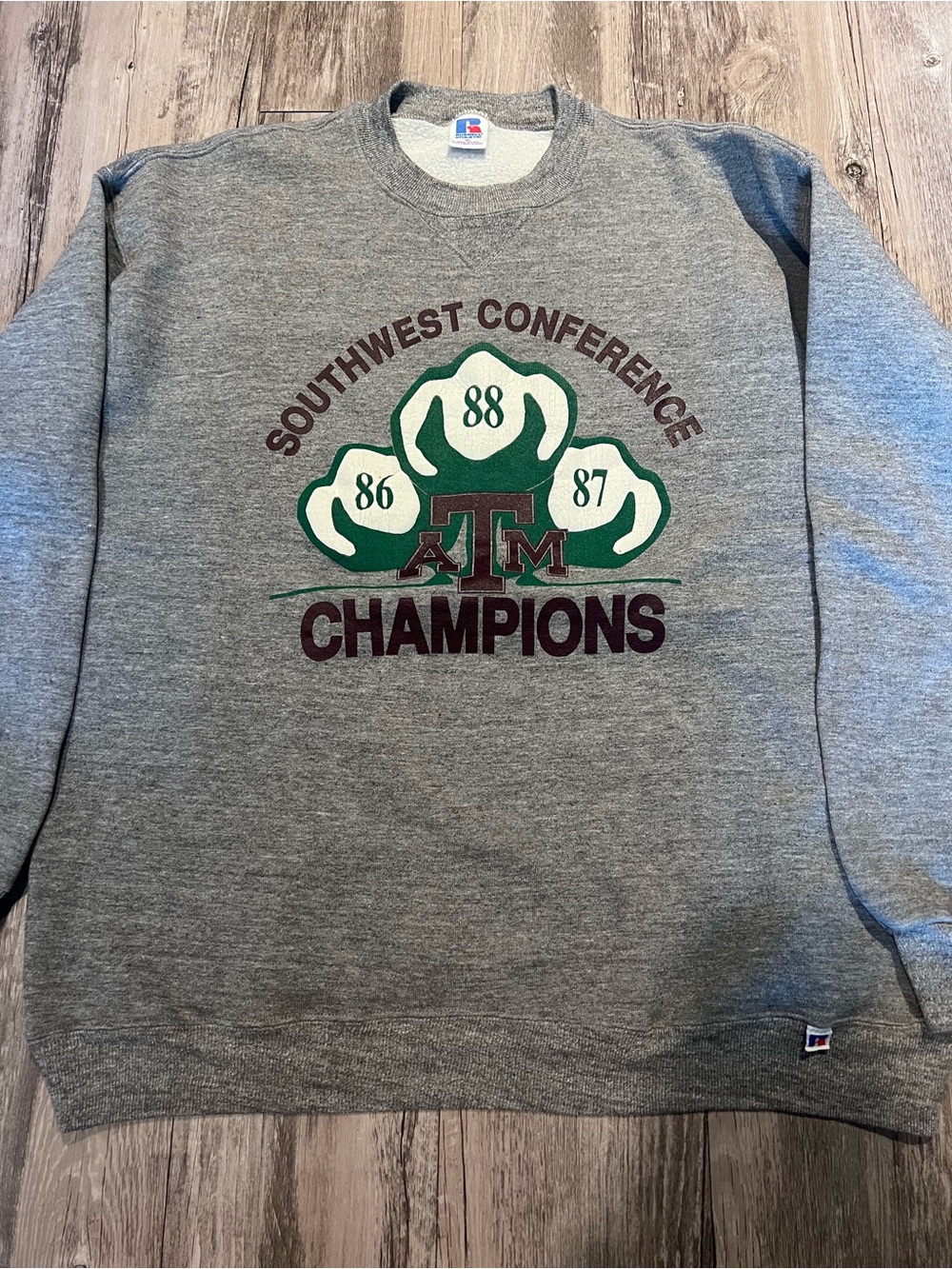 Vintage Russell Athletic grey Texas A&M Aggies crewneck sweatshirt some pilling